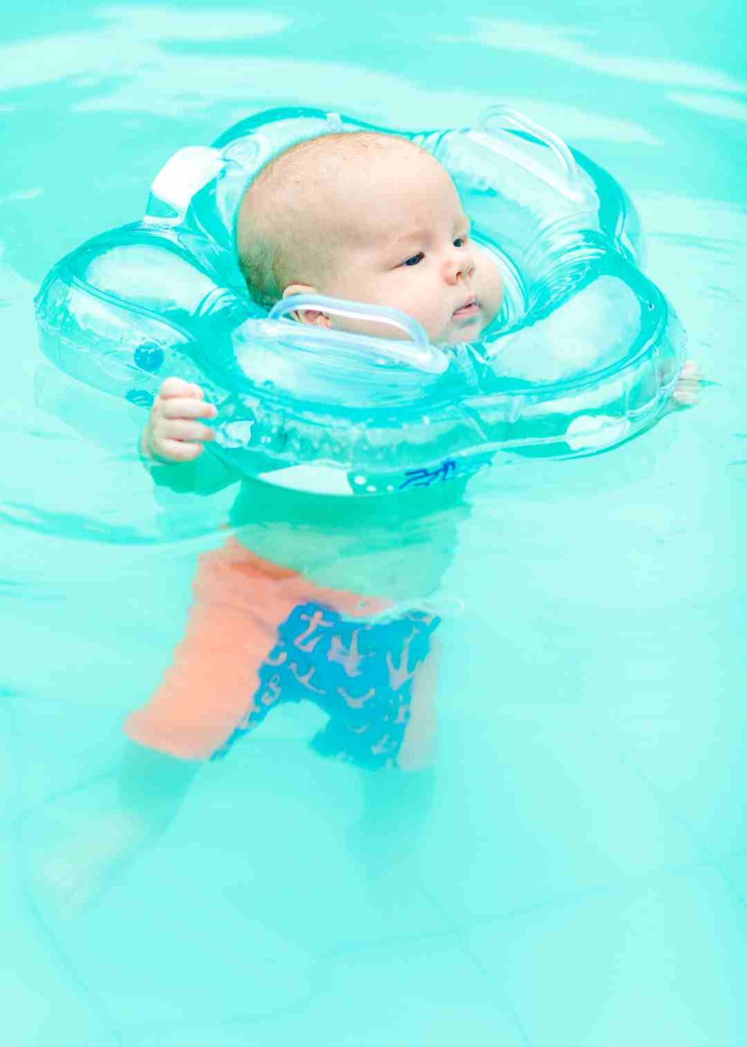 Private swimming classes baby.jpg